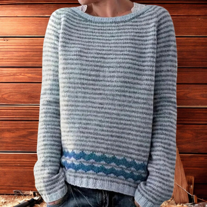 Amelia - Comfortable Sweater